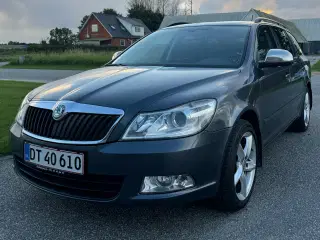 Skoda Octavia 2011 Exclusive 1.6 TDI DSG stationca