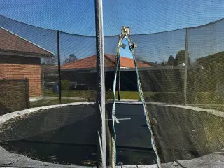 Trampolin
