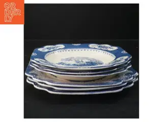 Antikke porcelæn tallerkener (str. 22,5x2,5&24x1 cm)