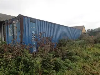 - - - Container 40 fod til korntørring