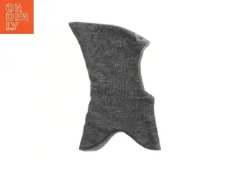 Grå elefanthue med stjerne fra Racing Kids (str. M)