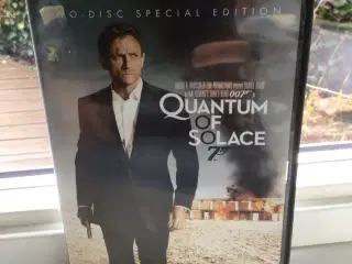 007 quantum  of solace 7