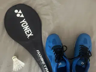 Badminton gear 