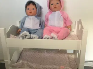 2 dukker og køjeseng