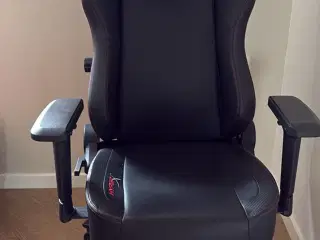 Hyper X stealth gamer stol