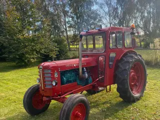 traktor Volvo boxer