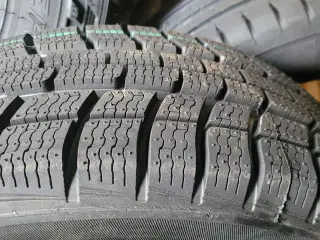 205 / 60 R 16