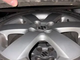 Originale Suzuki alufælge. 