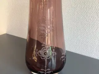 Royal  vase