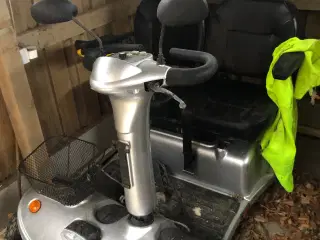 Handicap scooter 