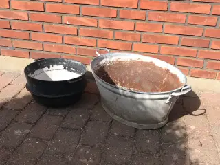 Zink balje og jern gryde