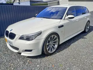 BMW M5 5,0 Touring SMG Van