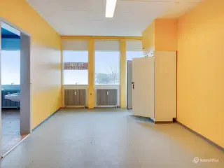 Liberalt erhverv, fitness, klinik centralt i Vojens.