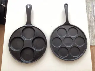 2 fine Blinis støbejernspander