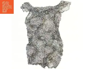 Sommerdragt med leopardmønster fra VRS (str. 152)