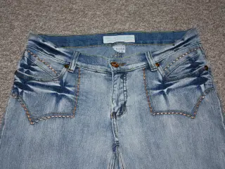 Miss a.ttitude shorts str. 42