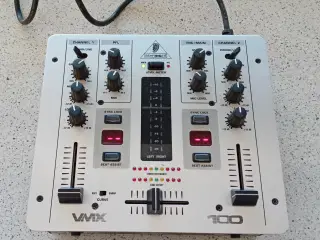 Behringer Mixer