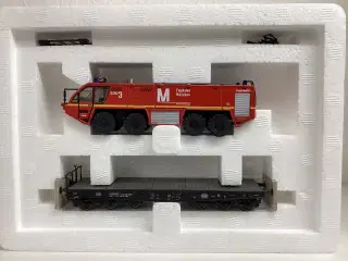 Märklin 48667 Sammp vogn med lufthavns brandbil. 