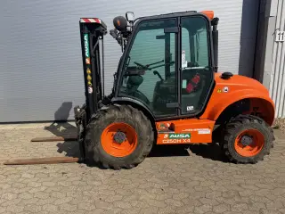 AUSA 2,5 Ton 4x4 Terrængående diesel truck.