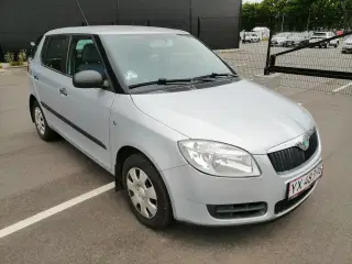 Meget velkørende Skoda Fabia 1,2 benzin