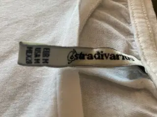 Off-white Stradivarius t-shirt (str. M)