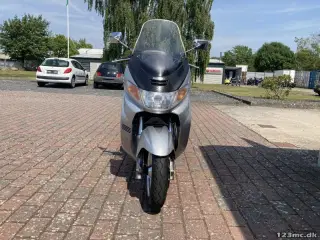 Suzuki AN 400 Burgman