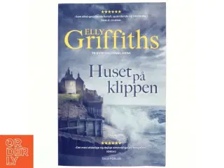 Huset på klippen af Elly Griffiths (Bog)