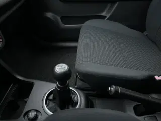 Suzuki Swift 1,3 92HK 3d