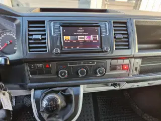 VW Transporter 2,0 TDi 150 Alukasse m/lift