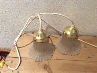 To romantiske lamper