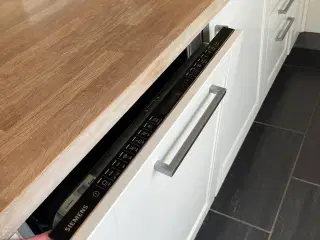 HTH køkken til salg
