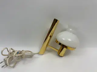 Vintage messing lampe med opalglas