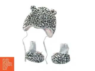 Babysæt med hue og sutsko, leopardmønster fra H&M (str. Str. 62)