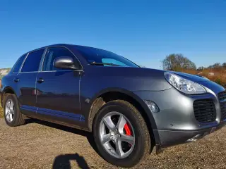 Porsche Cayenne turbo 