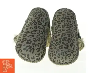 Børne hjemmesko med leopardprint fra Molo (str. 20)