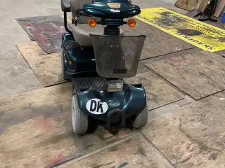 Karma 747 4 hjulet grøn