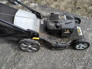 Alpina plæneklipper, bs motor med fremtræk 