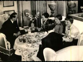 Kongeparret og de tre Prinsesser - Stender 7019 - Ubrugt