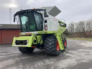 CLAAS LEXION 760