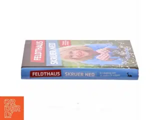 Feldthaus skruer ned : en dagbog om at spare på miljøet af Christine Feldthaus (Bog)