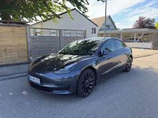 Tesla Model 3  Performance AWD