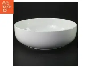 Hvid keramisk skål fra Royal Copenhagen (str. Ø 20,5 cm) Blåkant