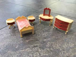 3 sæt møbler til dukkehus