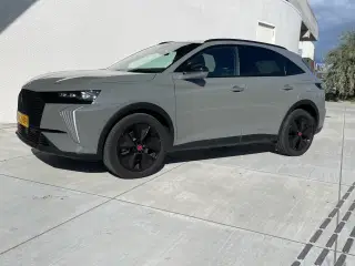 DS 7 Performance Line+ 1.6 hybrid, Ny model