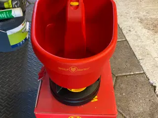 Universal gødningsspreder