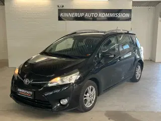 Toyota SportsVan 2,0 D-4D DPF T2 Touch 124HK Van 6g