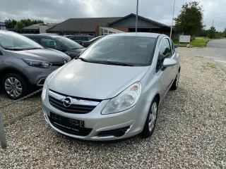 Opel Corsa 1,2 16V Enjoy