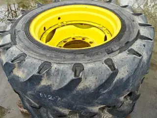 Dunlop 16.9R28 XXX