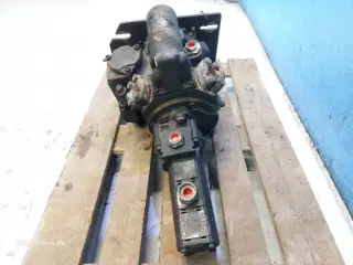 Fendt 9490X Hydraulikpumpe 7061388M1