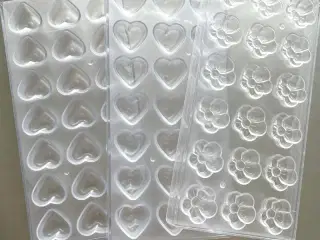 3 chokoladeforme i polycarbonat, hjerter og blomst